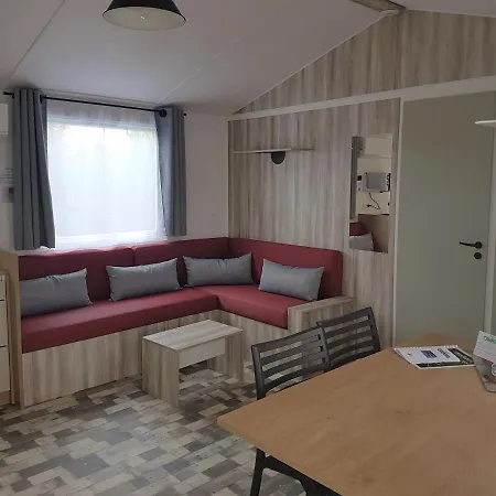 مكان تخييم Mobile Homes By Kelair At La Yole *