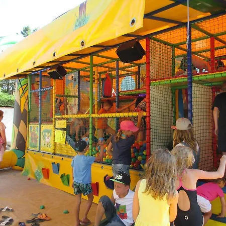 אתר קמפינג Mobile Homes By Kelair At La Yole