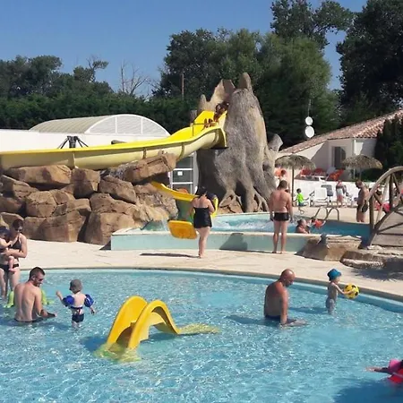 אתר קמפינג Mobile Homes By Kelair At La Yole